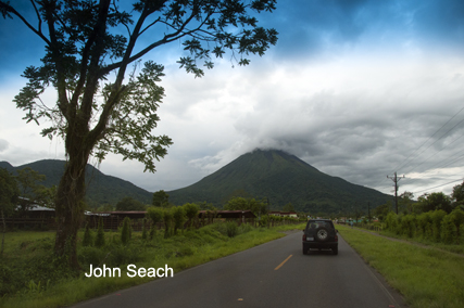 arenal volcano