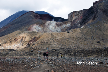 tongariro volcano