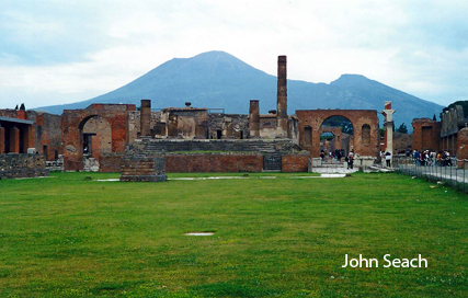 Mt Vesuvius volcano