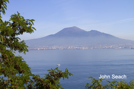 mt vesuvius volcano